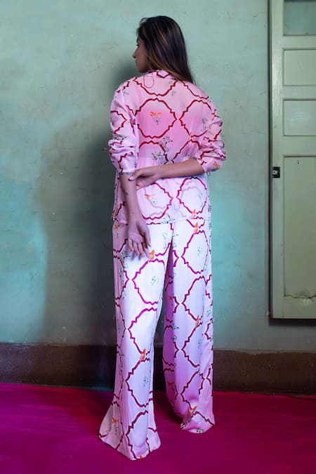 Shop Amrood Pink Satin Embroidery Collared, Round Neck Floral Jaal Pattern Shirt Pant Set at Aza Fashions Shop_Amrood_Pink Satin Embroidery Collared, Round Neck Floral Jaal Pattern Shirt Pant Set _at_Aza_Fashions