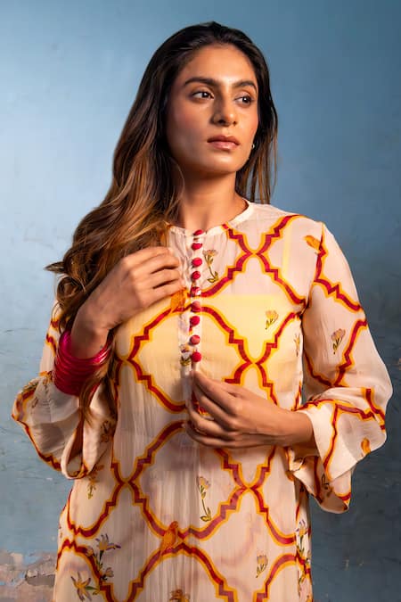 Buy_Amrood_Yellow Satin Embroidery Round Neck Floral Pattern Kurta _Online_at_Aza_Fashions
