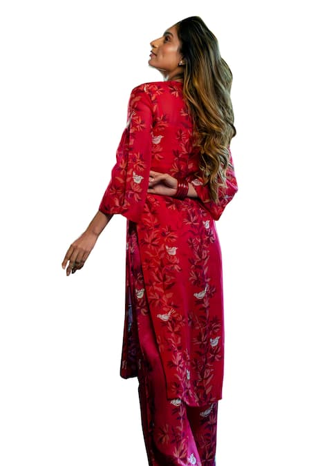 Shop Amrood Pink Silk, Satin Embroidery Round Neck Floral Pattern Straight Kurta With Pant Online at Aza Fashions Shop_Amrood_Pink Silk, Satin Embroidery Round Neck Floral Pattern Straight Kurta With Pant _Online_at_Aza_Fashions