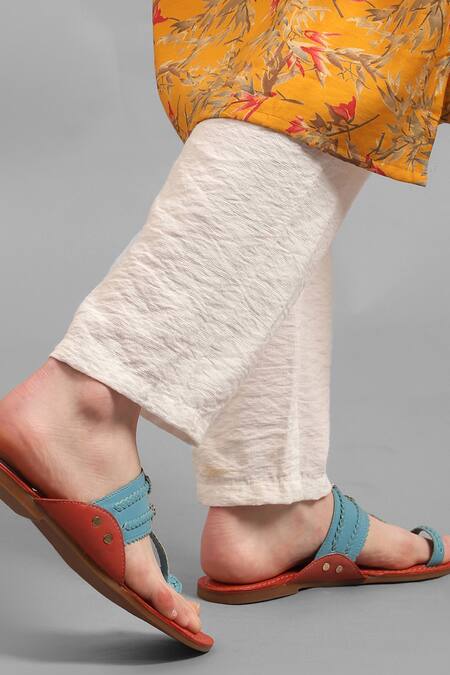 Buy_Kolha_Blue Aabha Kolhapuri Flats_Online_at_Aza_Fashions