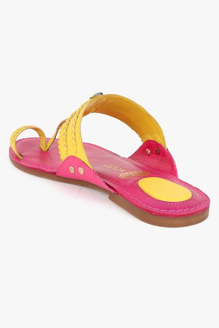 Shop_Kolha_Fuchsia Aabha Braided Flats_Online_at_Aza_Fashions