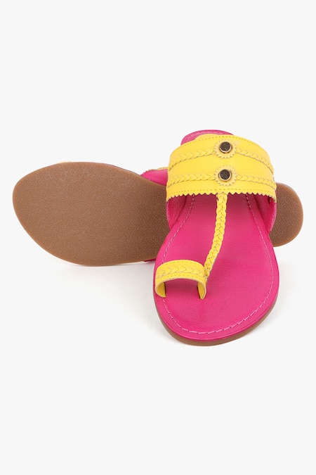 Buy_Kolha_Fuchsia Aabha Braided Flats