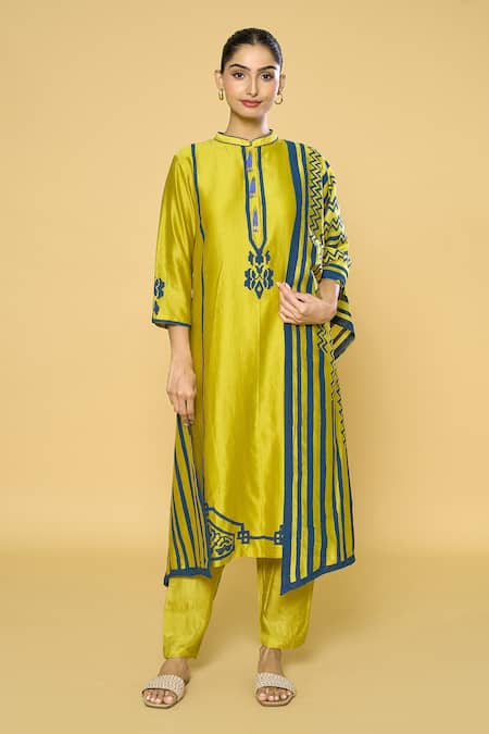 Buy Samyukta Singhania Yellow Chanderi, Cotton, Silk Contrast Geometric Print Straight Kurta Pant Set Online at Aza Fashions Buy_Samyukta Singhania_Yellow Chanderi, Cotton, Silk Contrast Geometric Print Straight Kurta Pant Set _Online_at_Aza_Fashions