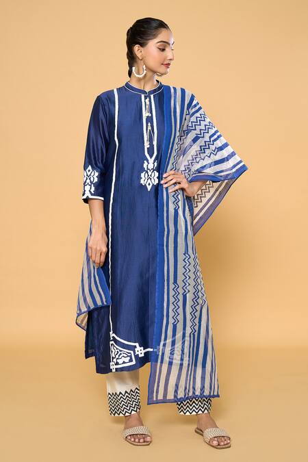Buy Samyukta Singhania Blue Chanderi, Cotton, Silk Beads Contrast Geometric Print Kurta Pant Set Online at Aza Fashions Buy_Samyukta Singhania_Blue Chanderi, Cotton, Silk Beads Contrast Geometric Print Kurta Pant Set _Online_at_Aza_Fashions