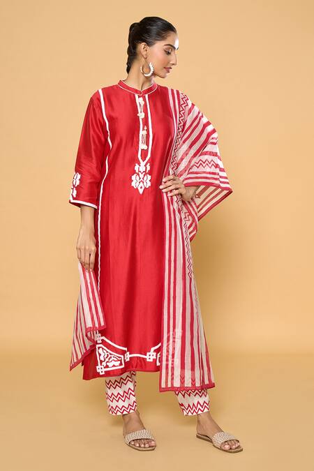 Samyukta Singhania Red Chanderi, Cotton, Silk Beads, Embroidery Contrast Block Print Kurta Pant Set at Aza Fashions Samyukta Singhania_Red Chanderi, Cotton, Silk Beads, Embroidery Contrast Block Print Kurta Pant Set _at_Aza_Fashions
