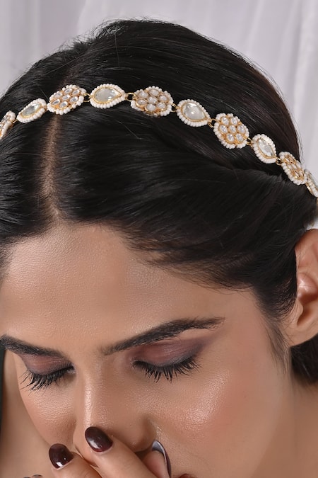 Shop Shlok Jewels White Tear Drop Carved Mathapatti at Aza Fashions Shop_Shlok Jewels_White Tear Drop Carved Mathapatti _at_Aza_Fashions