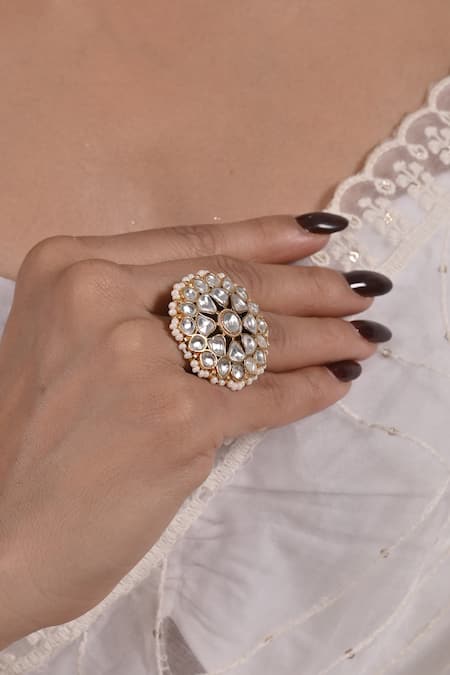 SHLOK JEWELS White Kundan Embellished Floral Motif Ring
