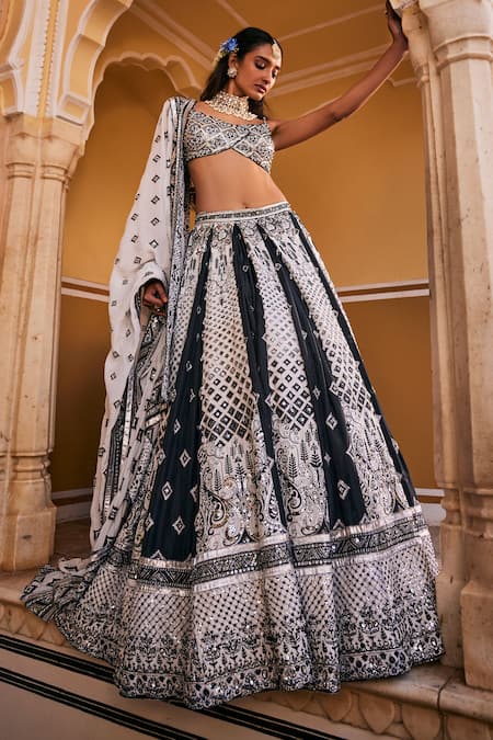 The Royaleum Black Silk, Crepe Sequins, Beads Jazbaat Floral Swirl Embellished Lehenga Set Online at Aza Fashions The Royaleum_Black Silk, Crepe Sequins, Beads Jazbaat Floral Swirl Embellished Lehenga Set _Online_at_Aza_Fashions