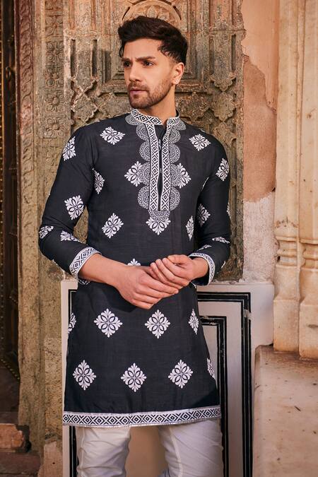 Buy The Royaleum Black Silk Gota Patti And White Floral Print Kurta Set Online at Aza Fashions Buy_The Royaleum_Black Silk Gota Patti And White Floral Print Kurta Set _Online_at_Aza_Fashions