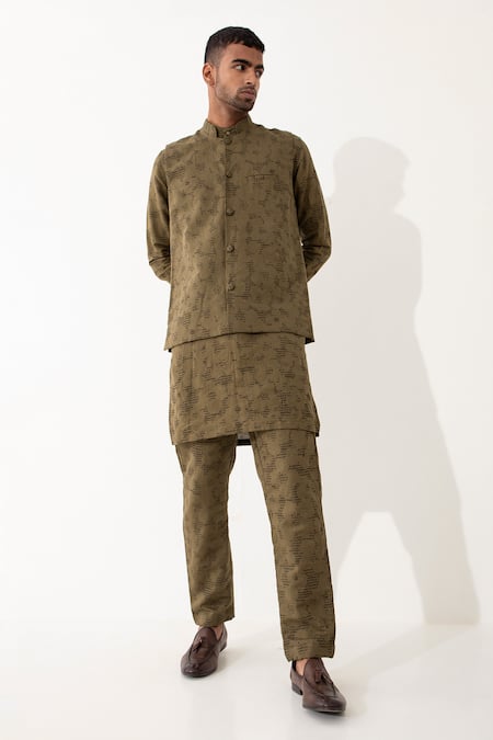 Son of A Noble Snob Void Polka Dot Pattern Bundi & Kurta Set 