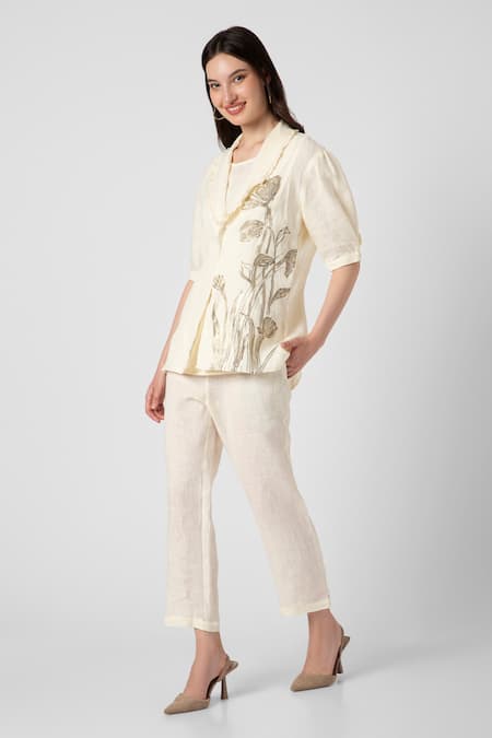 Buy Kaveri Off White 100% Linen Printed Dainty Bloom Shawl Embroidered Blazer Pant Set Online at Aza Fashions Buy_Kaveri_Off White 100% Linen Printed Dainty Bloom Shawl Embroidered Blazer Pant Set _Online_at_Aza_Fashions