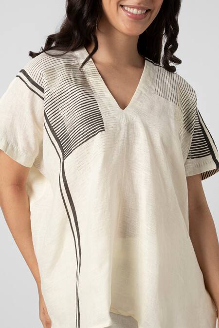 Kaveri_Off White 100% Linen Printed Brick V Neck Top And Pant Set_Online_at_Aza_Fashions