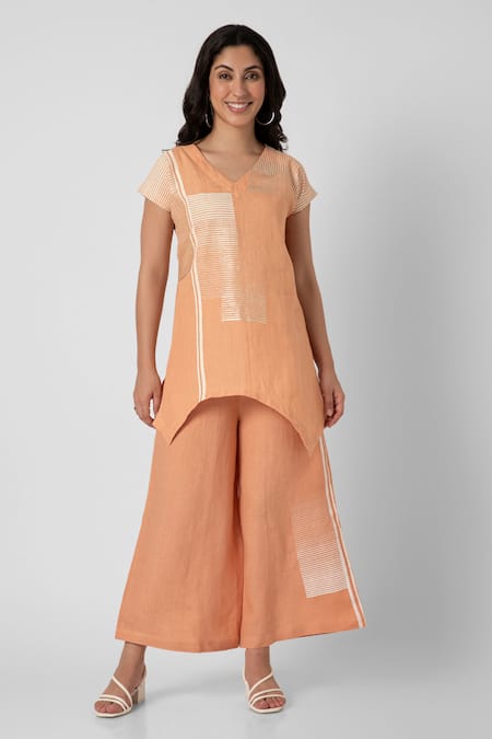 Kaveri Orange 100% Linen Printed Brick V Neck Top And Pant Set 