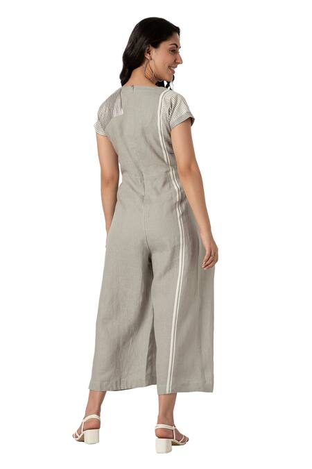 Buy_Kaveri_Green Linen V-neck Brick Print Jumpsuit