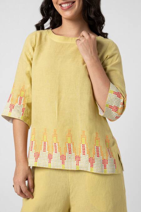 Buy Kaveri Green 100% Linen Embellished Stud Boat Neck Mona Ny Top And Pant Set Buy_Kaveri_Green 100% Linen Embellished Stud Boat Neck Mona Ny Top And Pant Set