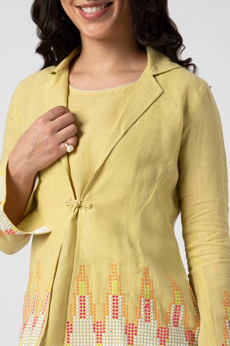 Shop Kaveri Green 100% Linen Embellished Stud Mona Ny Pattern Blazer Pant Set Shop_Kaveri_Green 100% Linen Embellished Stud Mona Ny Pattern Blazer Pant Set