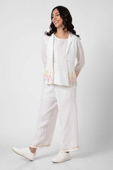 Shop Kaveri White 100% Linen Embellished Stud Mona Border Blazer Pant Set Online at Aza Fashions Shop_Kaveri_White 100% Linen Embellished Stud Mona Border Blazer Pant Set _Online_at_Aza_Fashions