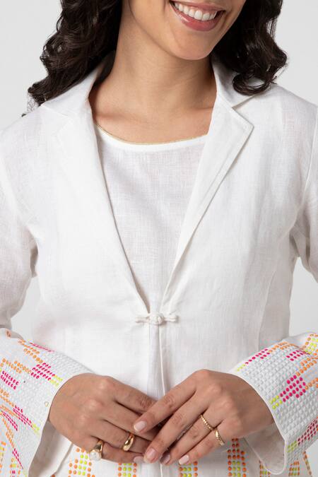 Shop Kaveri White 100% Linen Embellished Stud Mona Border Blazer Pant Set Shop_Kaveri_White 100% Linen Embellished Stud Mona Border Blazer Pant Set