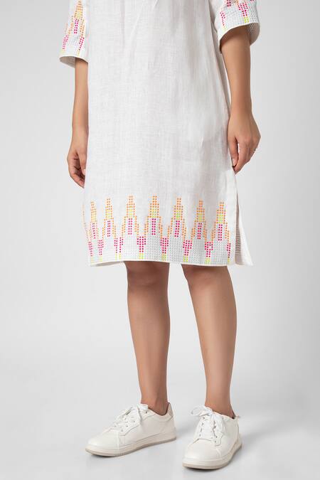 Kaveri White Linen Studs Round Neck Mona Ny Embellished Dress Online at Aza Fashions Kaveri_White Linen Studs Round Neck Mona Ny Embellished Dress _Online_at_Aza_Fashions