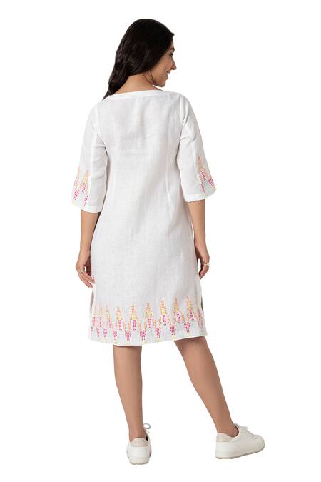 Kaveri White Linen Studs Round Neck Mona Ny Embellished Dress at Aza Fashions Kaveri_White Linen Studs Round Neck Mona Ny Embellished Dress _at_Aza_Fashions