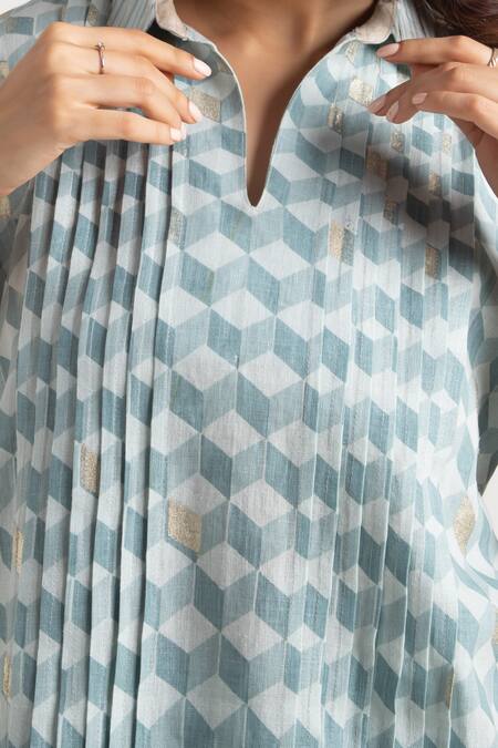 Kaveri_Blue 100% Linen Hand Screen Printed Lady Q Square Top And Pant Set _at_Aza_Fashions