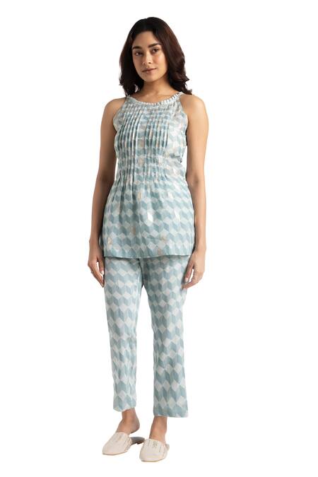 Shop Kaveri Blue 100% Linen Hand Screen Printed Lady Q Christina Top And Pant Set Online at Aza Fashions Shop_Kaveri_Blue 100% Linen Hand Screen Printed Lady Q Christina Top And Pant Set _Online_at_Aza_Fashions