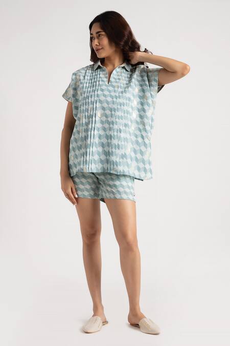 Buy_Kaveri_Blue 100% Linen Hand Screen Printed Lady Q Square Top And Shorts Set _Online_at_Aza_Fashions