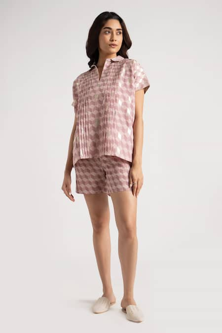 KAVERI Lady Q Square Cubes Pattern Top & Shorts Set 