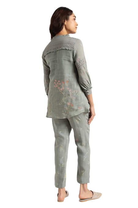 Buy_Kaveri_Green 100% Linen Hand Walk In The Clouds Karma Top And Pant Set  