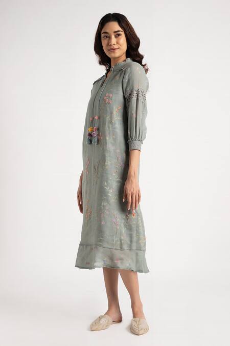 Kaveri Green Linen Embroidery Round Neck Walk In The Clouds Karma Floral Print Dress at Aza Fashions Kaveri_Green Linen Embroidery Round Neck Walk In The Clouds Karma Floral Print Dress _at_Aza_Fashions