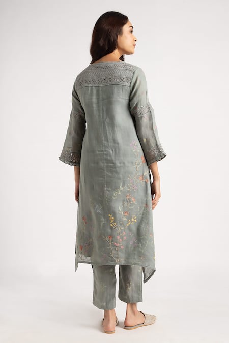 Shop Kaveri Green Linen Embroidery Walk In The Clouds Fly Free Floral Print Kurta And Pant Set at Aza Fashions Shop_Kaveri_Green Linen Embroidery Walk In The Clouds Fly Free Floral Print Kurta And Pant Set _at_Aza_Fashions