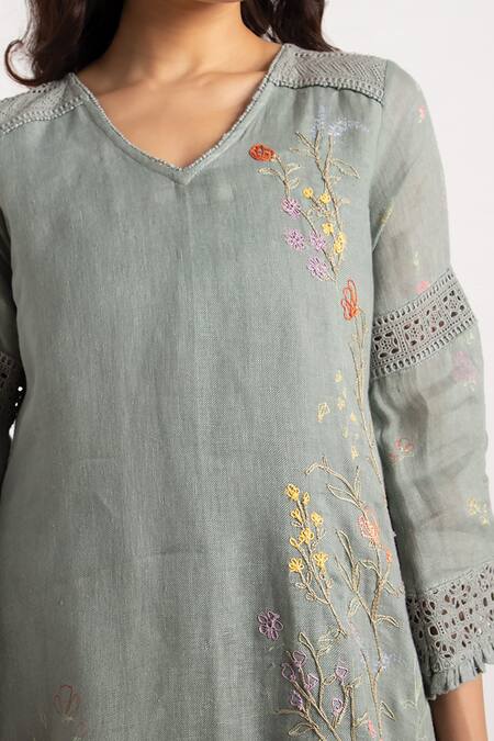 Kaveri Green Linen Embroidery Walk In The Clouds Fly Free Floral Print Kurta And Pant Set at Aza Fashions Kaveri_Green Linen Embroidery Walk In The Clouds Fly Free Floral Print Kurta And Pant Set _at_Aza_Fashions