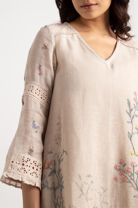 Kaveri Beige Linen Walk In The Clouds Fly Free Floral Pattern Kurta And Pant Set Online at Aza Fashions Kaveri_Beige Linen Walk In The Clouds Fly Free Floral Pattern Kurta And Pant Set _Online_at_Aza_Fashions