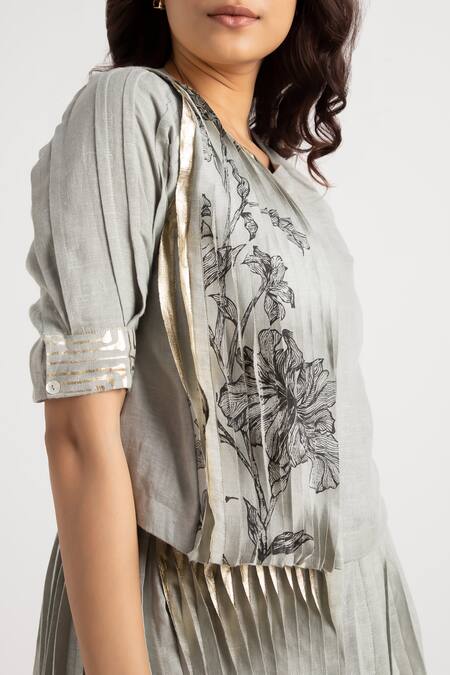 Shop_Kaveri_Green 100% Linen Hand Printed Illusion Shell Top And Skirt Set _Online_at_Aza_Fashions