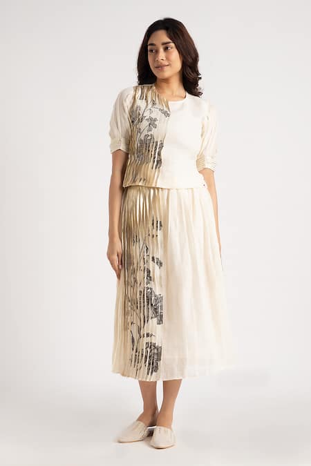 Buy_Kaveri_Off White 100% Linen Hand Screen Illusion Shell Top And Skirt Set _Online_at_Aza_Fashions