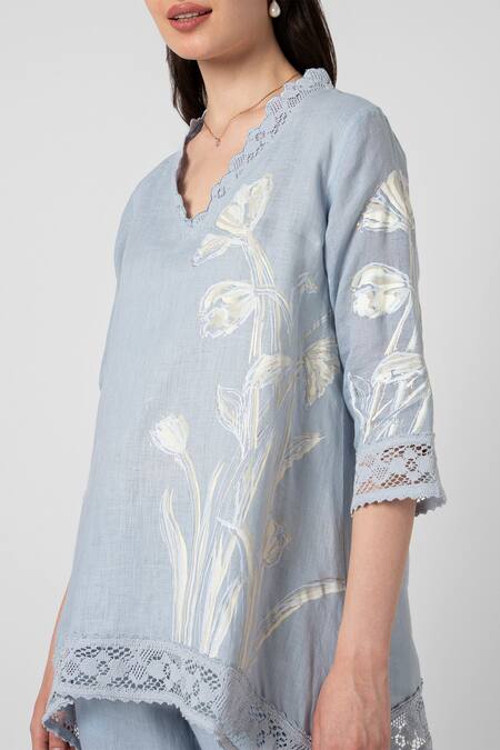 Buy Kaveri Blue 100% Linen V Neck Floral Motif Top And Pant Set Buy_Kaveri_Blue 100% Linen V Neck Floral Motif Top And Pant Set