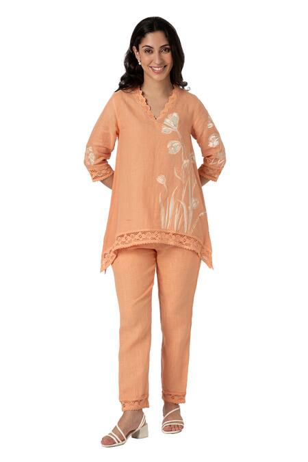 Kaveri_Orange 100% Linen V Neck Floral Oil Painted Top And Pant Set _Online_at_Aza_Fashions