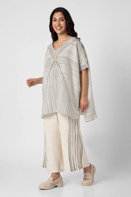 Buy_Kaveri_Beige 100% Linen V Neck Intersection Square Striped Top And Pant Set 