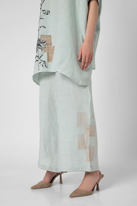 Shop Kaveri Blue 100% Linen Embroidered Zardosi Beaten Metal Square Top And Pant Set Online at Aza Fashions Shop_Kaveri_Blue 100% Linen Embroidered Zardosi Beaten Metal Square Top And Pant Set _Online_at_Aza_Fashions