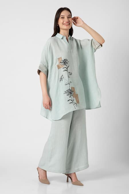 Buy Kaveri Blue 100% Linen Embroidered Zardosi Beaten Metal Square Top And Pant Set Buy_Kaveri_Blue 100% Linen Embroidered Zardosi Beaten Metal Square Top And Pant Set