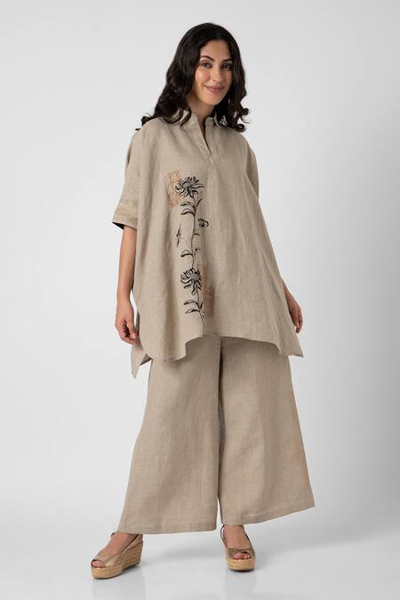 Kaveri Beige 100% Linen Embroidered Beaten Metal Square Top And Pant Set at Aza Fashions Kaveri_Beige 100% Linen Embroidered Beaten Metal Square Top And Pant Set _at_Aza_Fashions