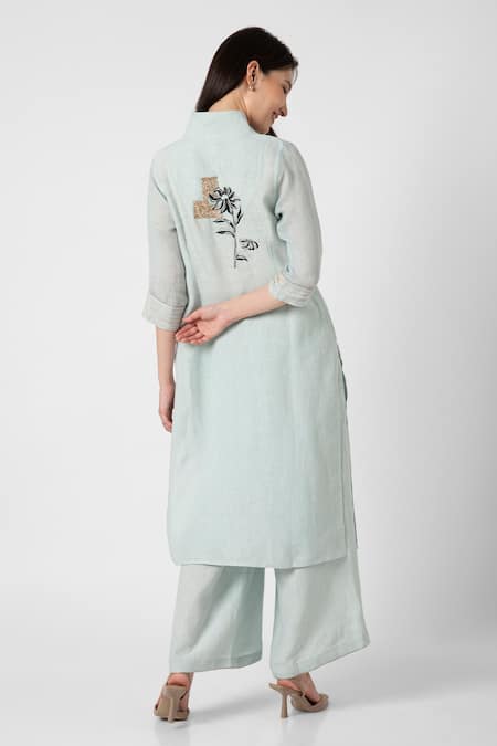 Shop Kaveri Blue Linen Embroidery V-neck Floral Thread Kurta And Pant Set at Aza Fashions Shop_Kaveri_Blue Linen Embroidery V-neck Floral Thread Kurta And Pant Set _at_Aza_Fashions