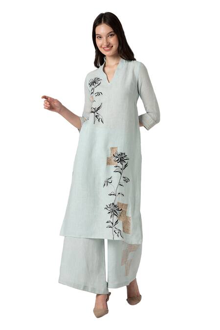 Shop Kaveri Blue Linen Embroidery V-neck Floral Thread Kurta And Pant Set Online at Aza Fashions Shop_Kaveri_Blue Linen Embroidery V-neck Floral Thread Kurta And Pant Set _Online_at_Aza_Fashions