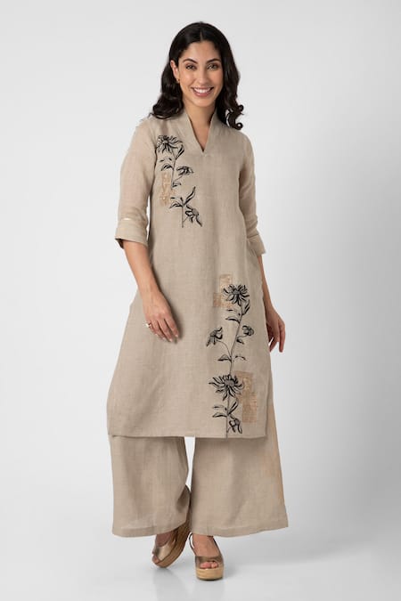 KAVERI Beige 100% Linen Embroidered Thread V Beaten Metal Kurta And Pant Set  