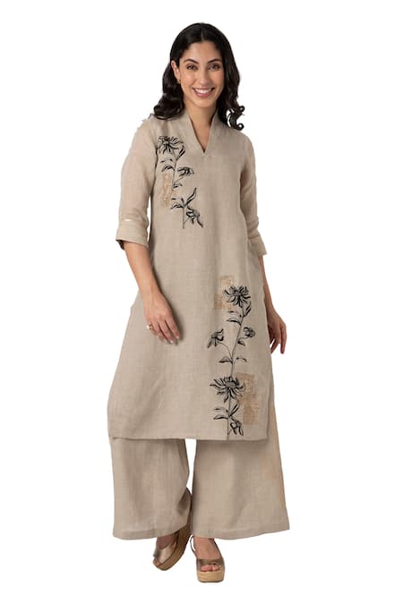 Buy Kaveri Beige Linen Embroidery V-neck Beaten Metal Kurta And Pant Set Online at Aza Fashions Buy_Kaveri_Beige Linen Embroidery V-neck Beaten Metal Kurta And Pant Set _Online_at_Aza_Fashions