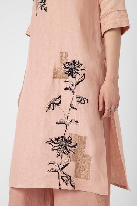 Buy Kaveri Pink Linen Embroidery V-neck Floral Kurta And Pant Set Online at Aza Fashions Buy_Kaveri_Pink Linen Embroidery V-neck Floral Kurta And Pant Set _Online_at_Aza_Fashions