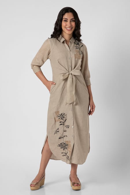 Buy Kaveri White Linen Embroidery Collared Beaten Metal Midi Dress Online at Aza Fashions Buy_Kaveri_White Linen Embroidery Collared Beaten Metal Midi Dress _Online_at_Aza_Fashions