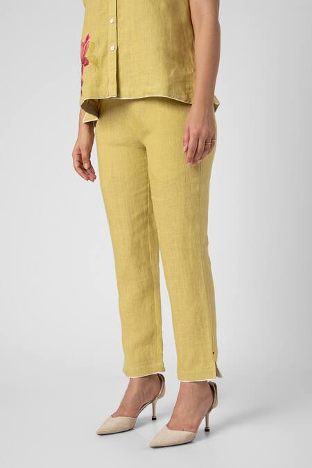 Buy_Kaveri_Green 100% Linen Collared Shaded Flower Print Shirt And Pant Set 