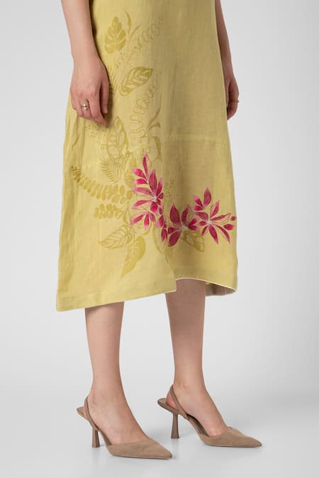 Buy Kaveri Green Linen Collared Shaded Flower Print Dress Buy_Kaveri_Green Linen Collared Shaded Flower Print Dress