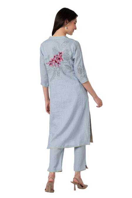 Kaveri_Blue Linen Split V-neck Shaded Flower Screen Print Kurta And Pant Set_at_Aza_Fashions